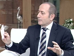 Bant aparatını masaya attım Bant aparatını masaya attım